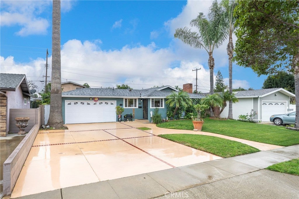 Photo of Listing #PW25278308