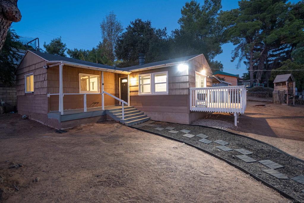 Photo of Listing #2600030SD