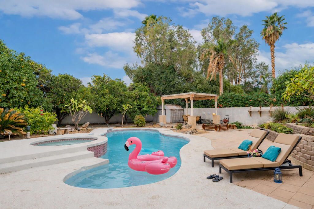 68947 Risueno Road, Cathedral City