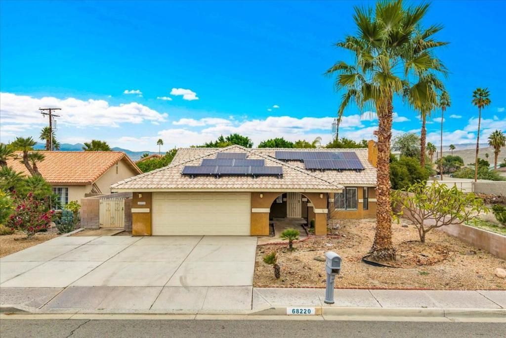 68220 Mccallum Way, Cathedral City