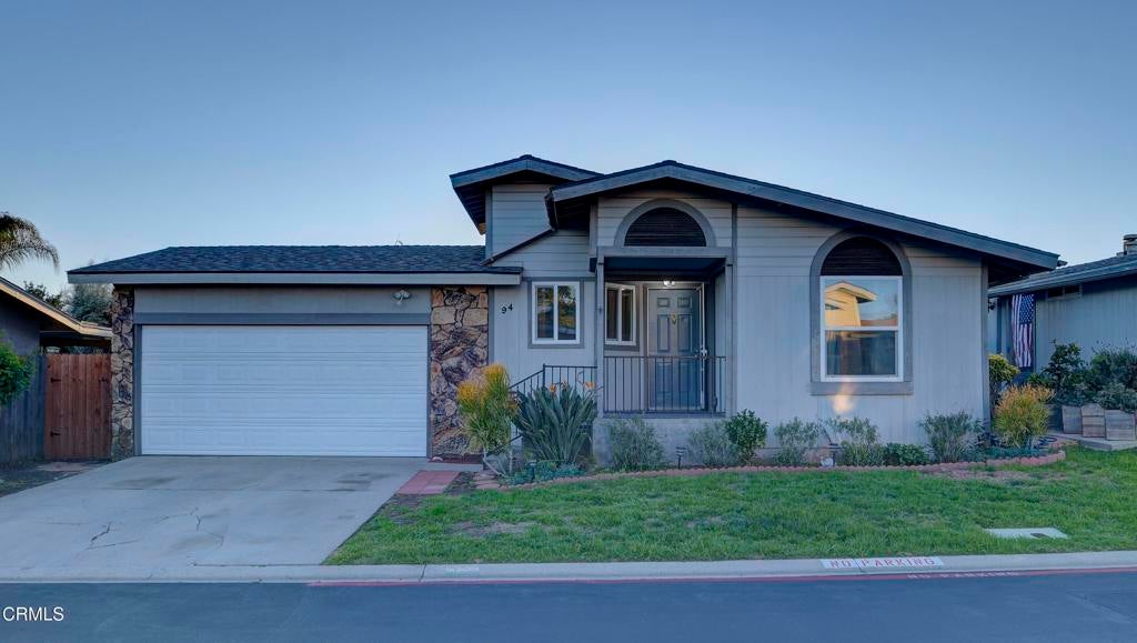 Photo of Listing #V1-33929