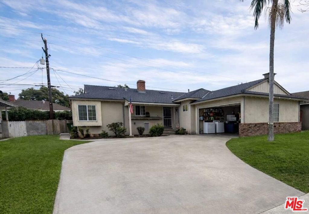 Photo of Listing #26633335