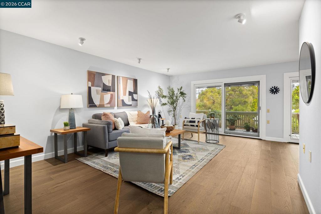 Photo of Listing #41120070