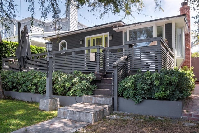 608 35th Street, Manhattan Beach.