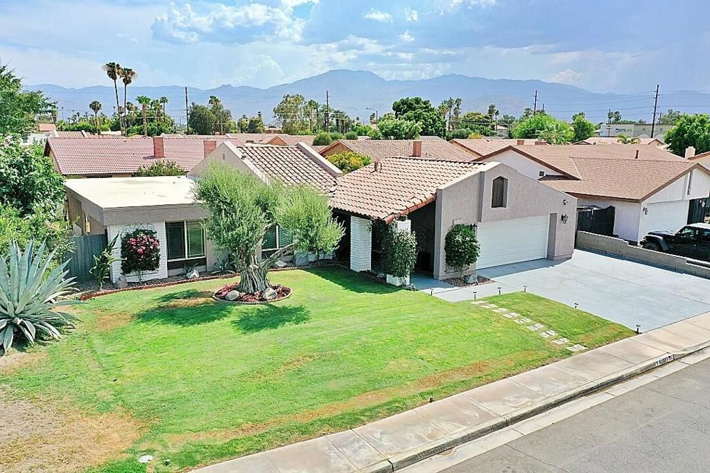 82077 Sundown Court, Indio