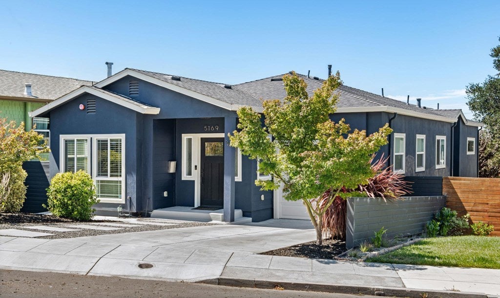 Photo of Listing #41120332