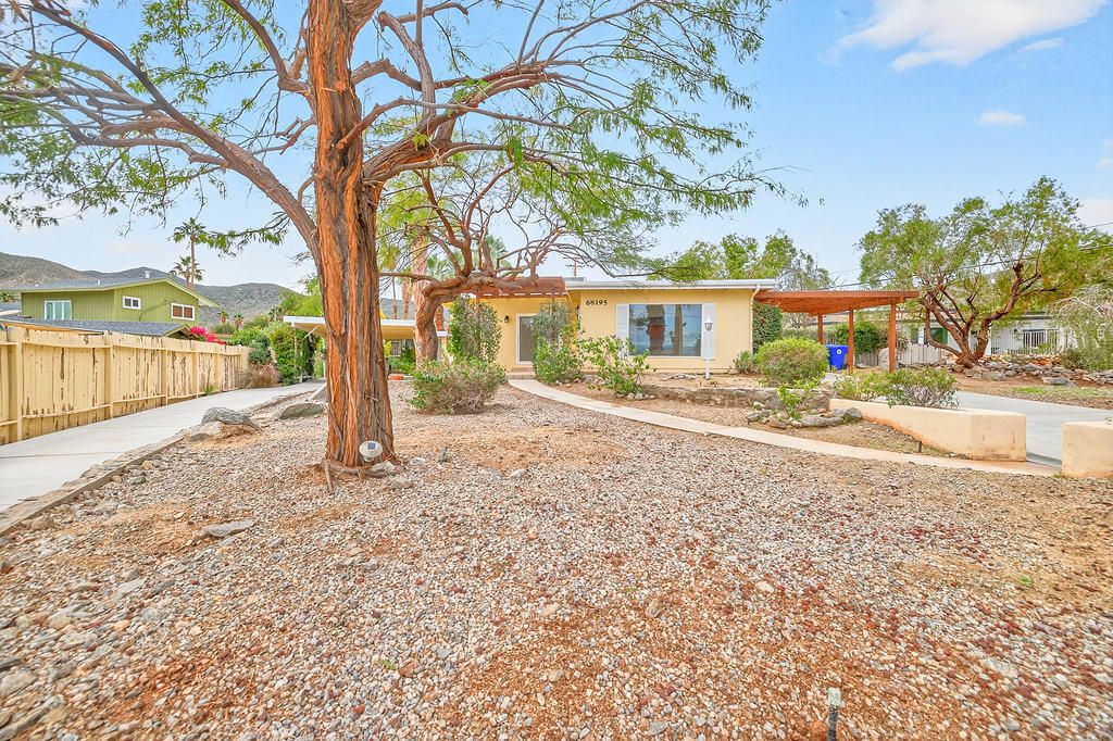 68195 Grandview Avenue, Cathedral City