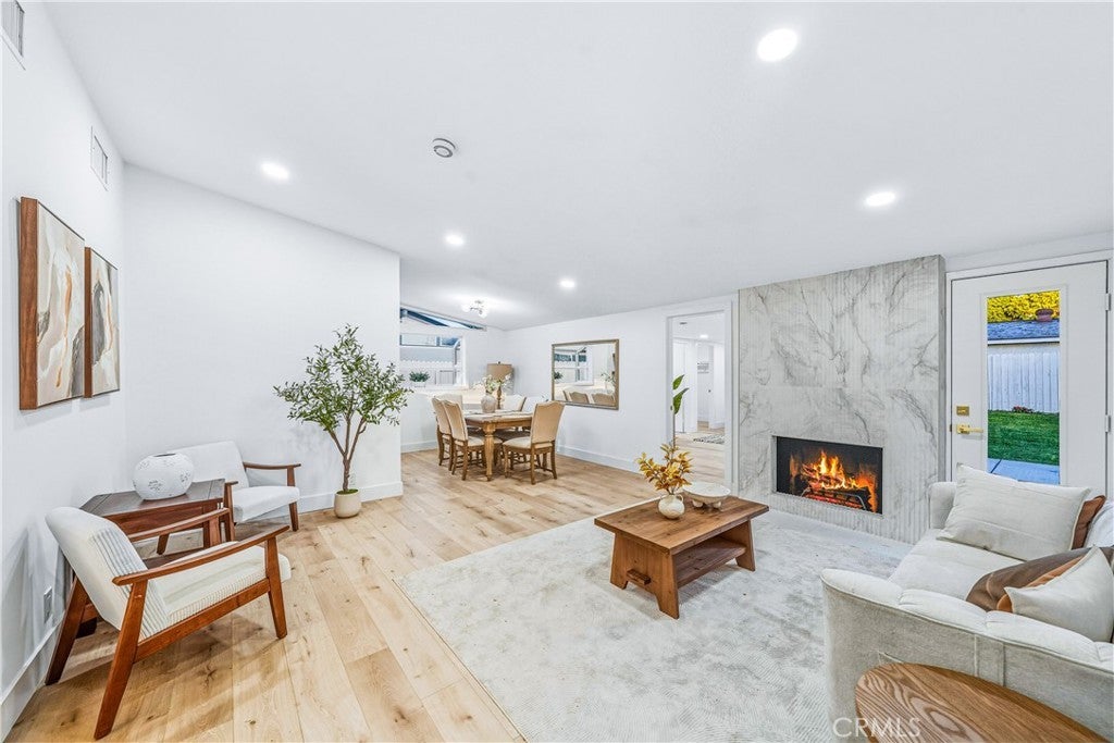 Photo of Listing #OC26005043