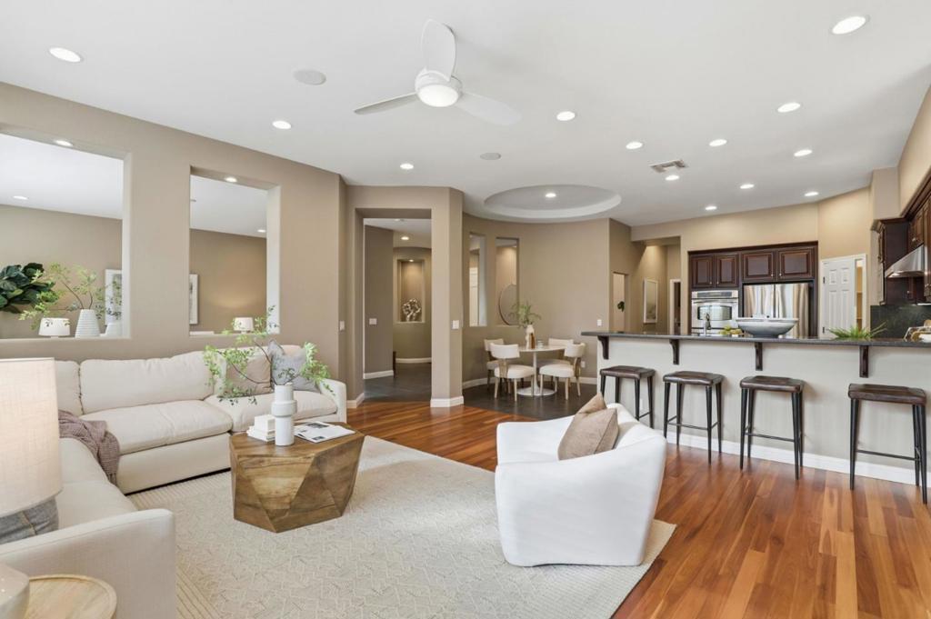 Photo of Listing #ML82029795