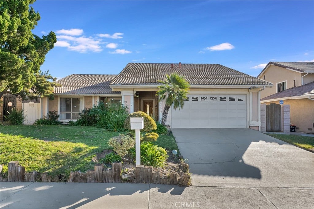 Photo of Listing #SR25260167