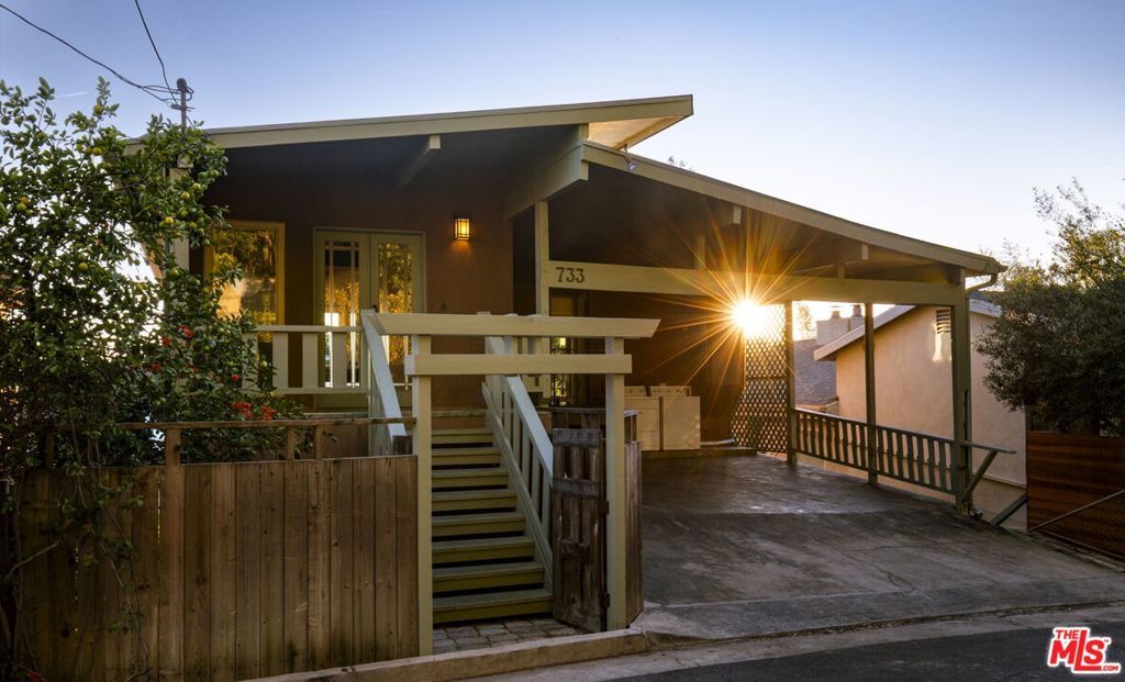 Photo of Listing #26635975