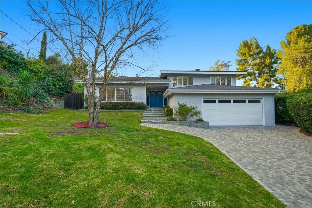 Photo of Listing #SR26001695