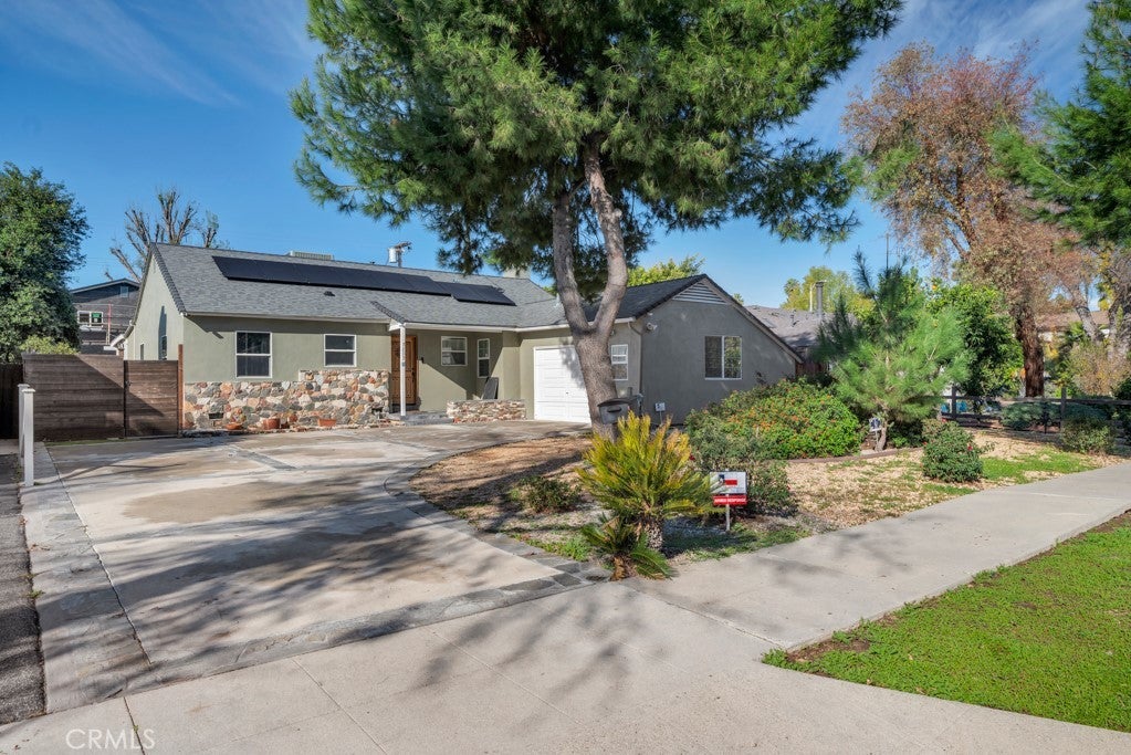 Photo of Listing #SR26003296