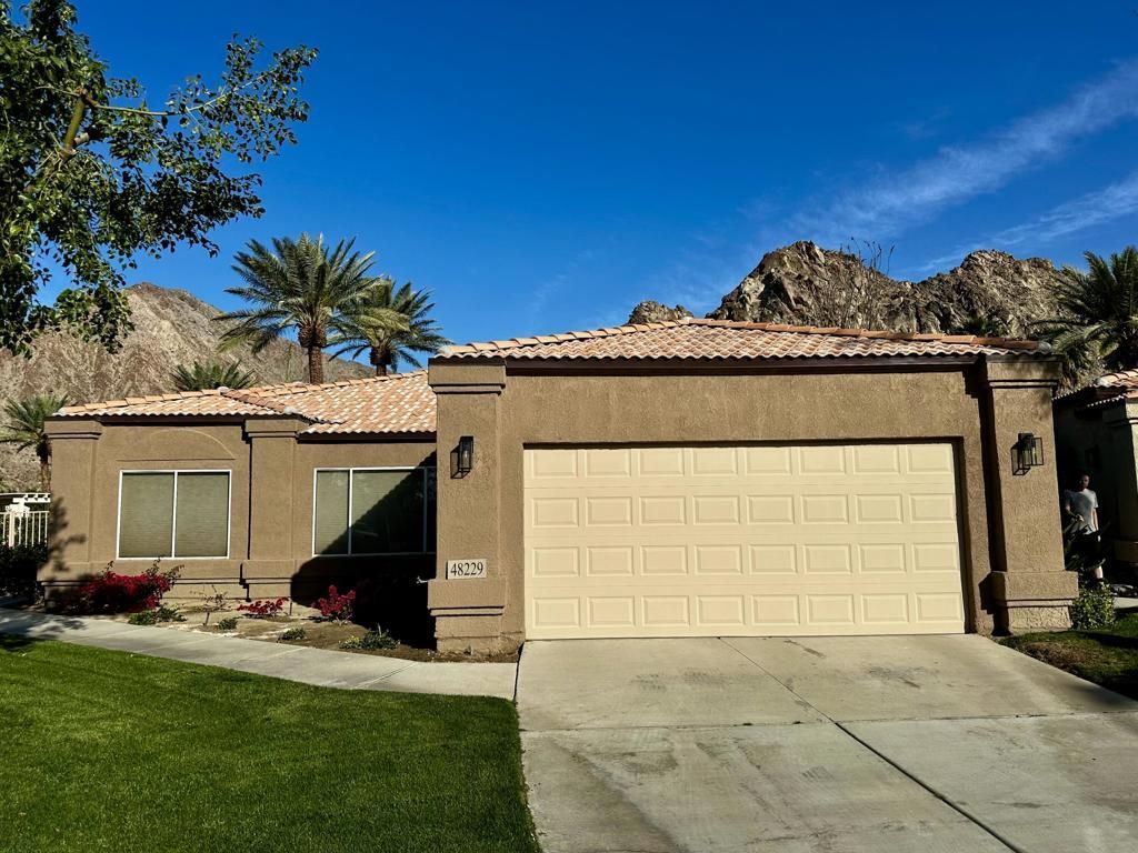 48229 Calle Florista, La Quinta