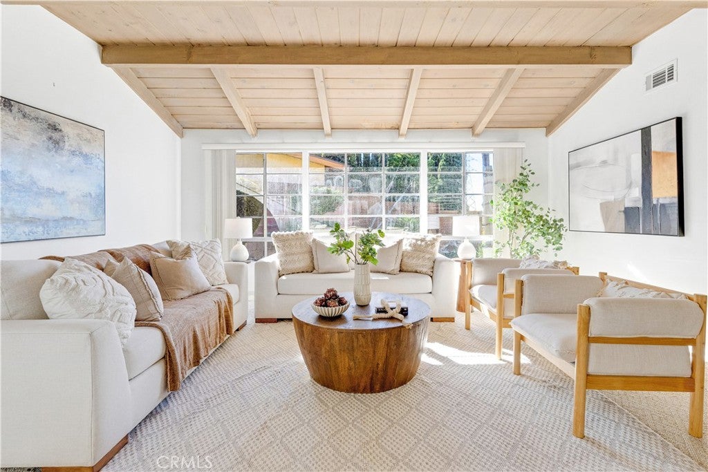 Photo of Listing #WS25278128