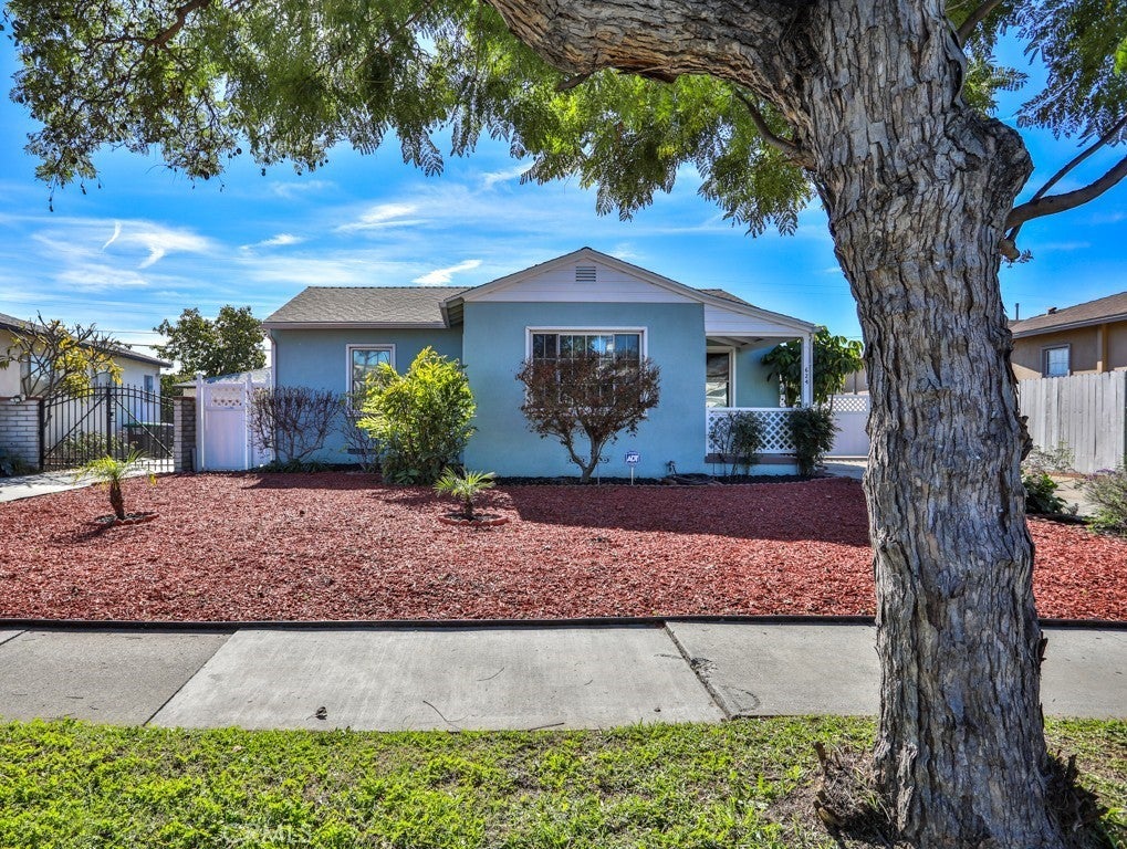 Photo of Listing #CV26000733