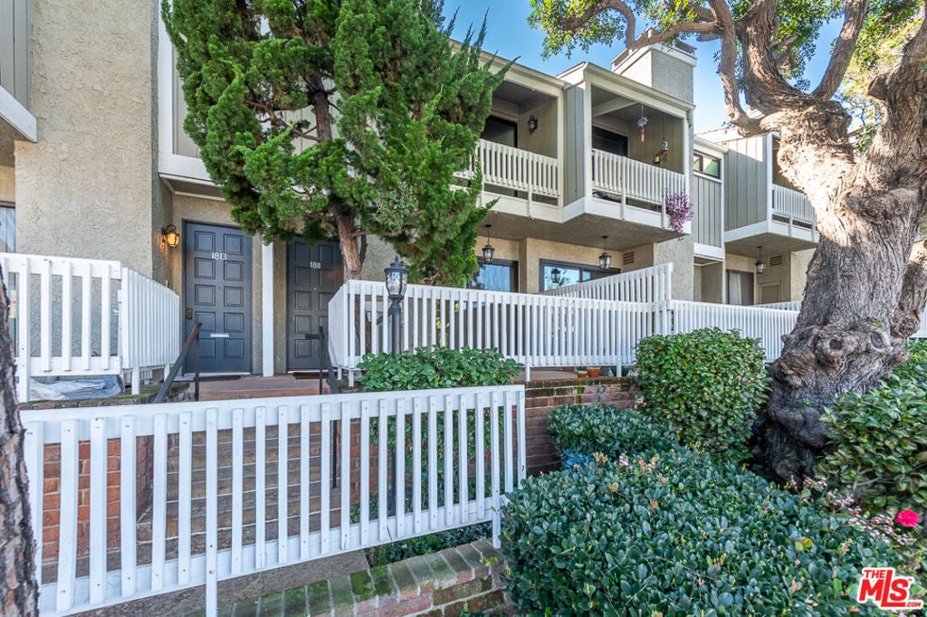 Photo of Listing #26635575