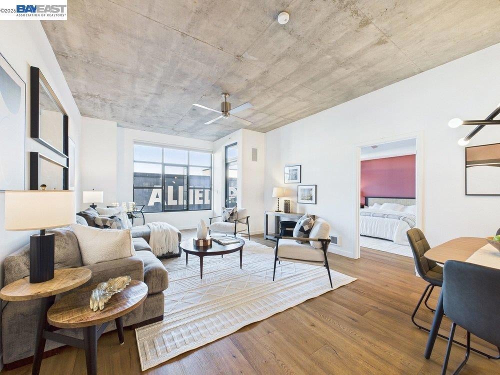 Photo of Listing #41120927