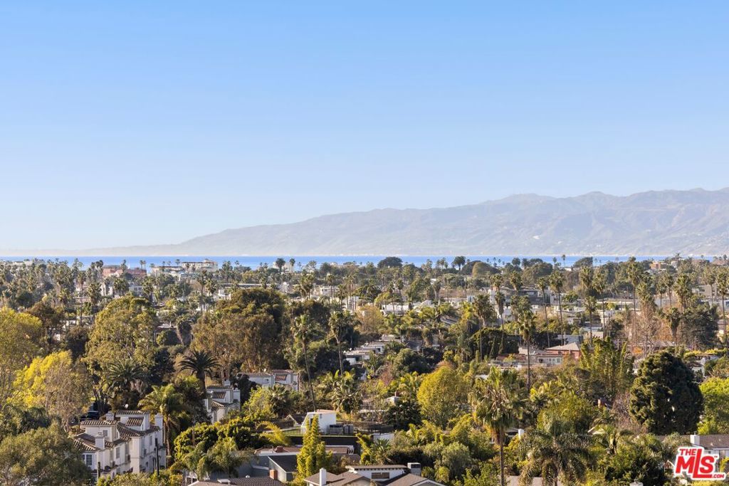 Photo of Listing #26638249