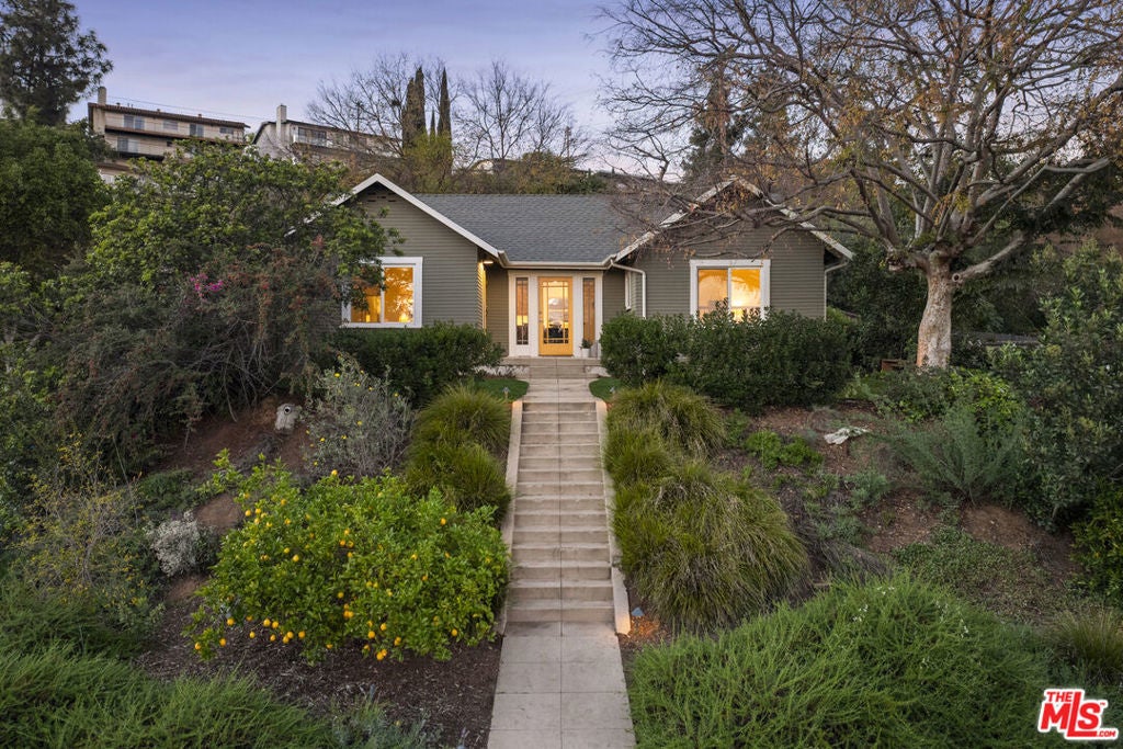 Photo of Listing #26637701