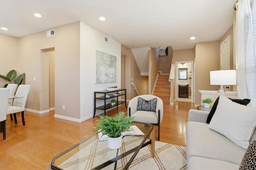 Photo of Listing #ML82031357