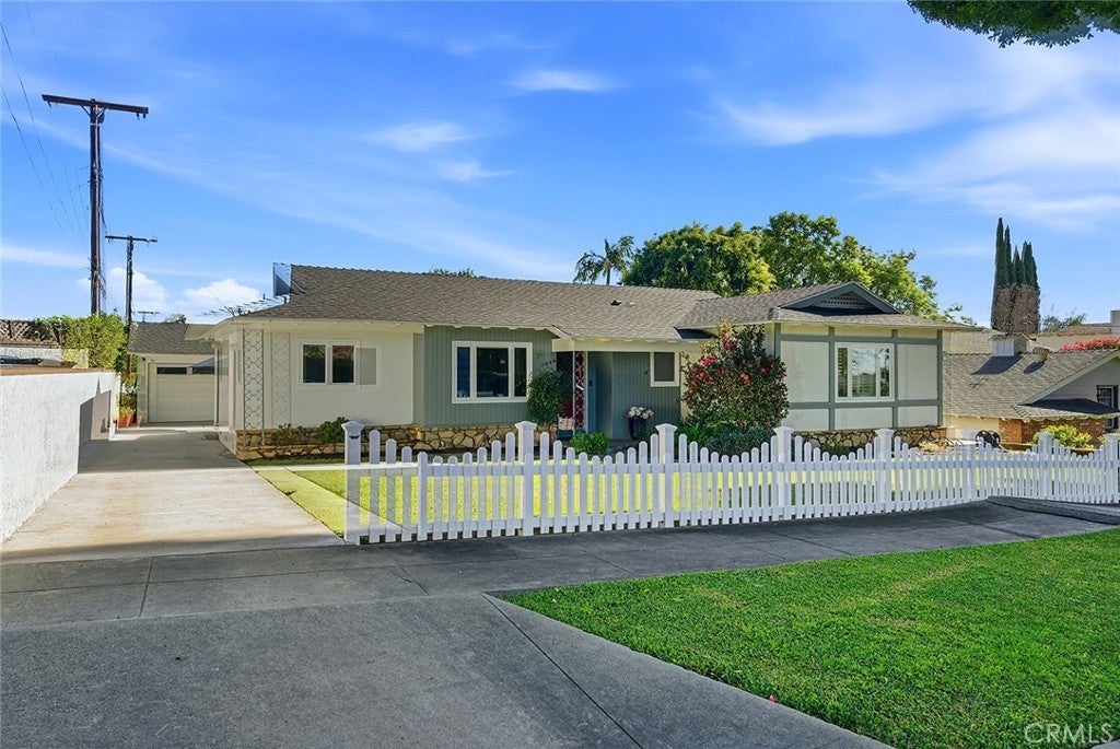 Photo of Listing #PW26010928