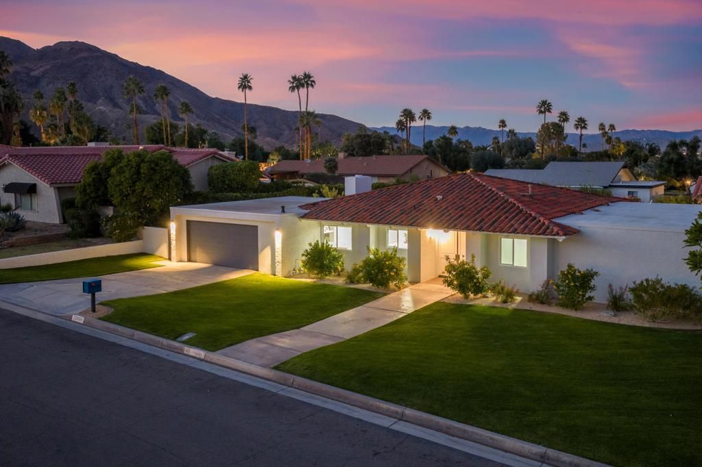 72920 Somera Road, Palm Desert