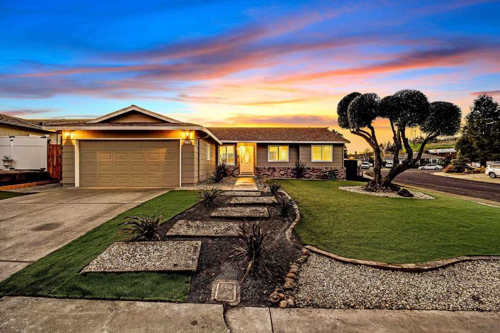 Photo of Listing #41121122