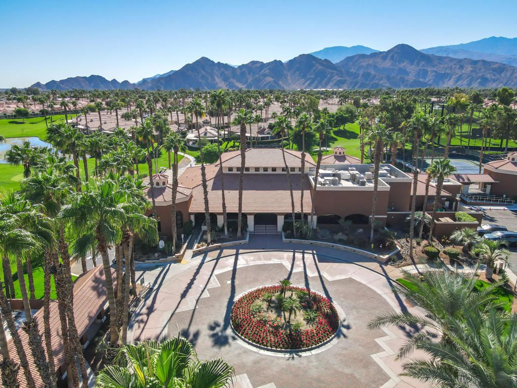 42334 Sari Court, Palm Desert