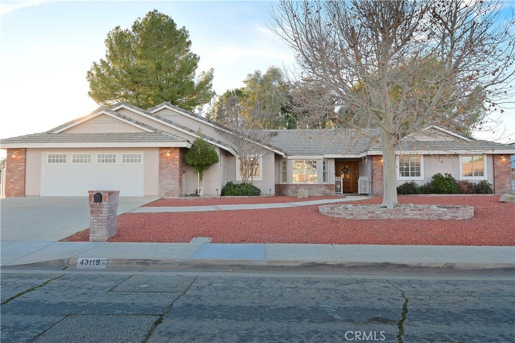 Photo of Listing #SR26008303