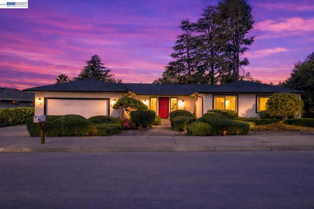 Photo of Listing #41121171