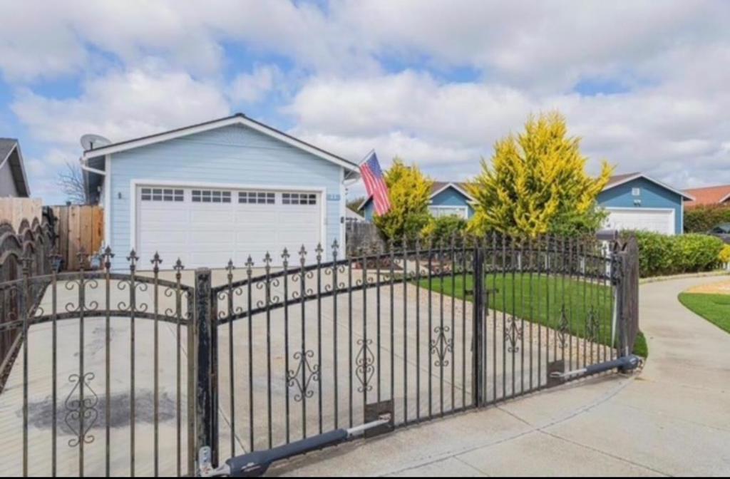 Photo of Listing #ML82031727