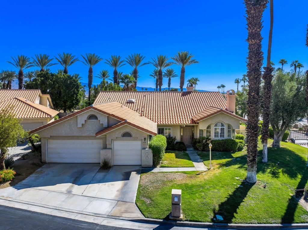 404 Links Drive, Palm Desert