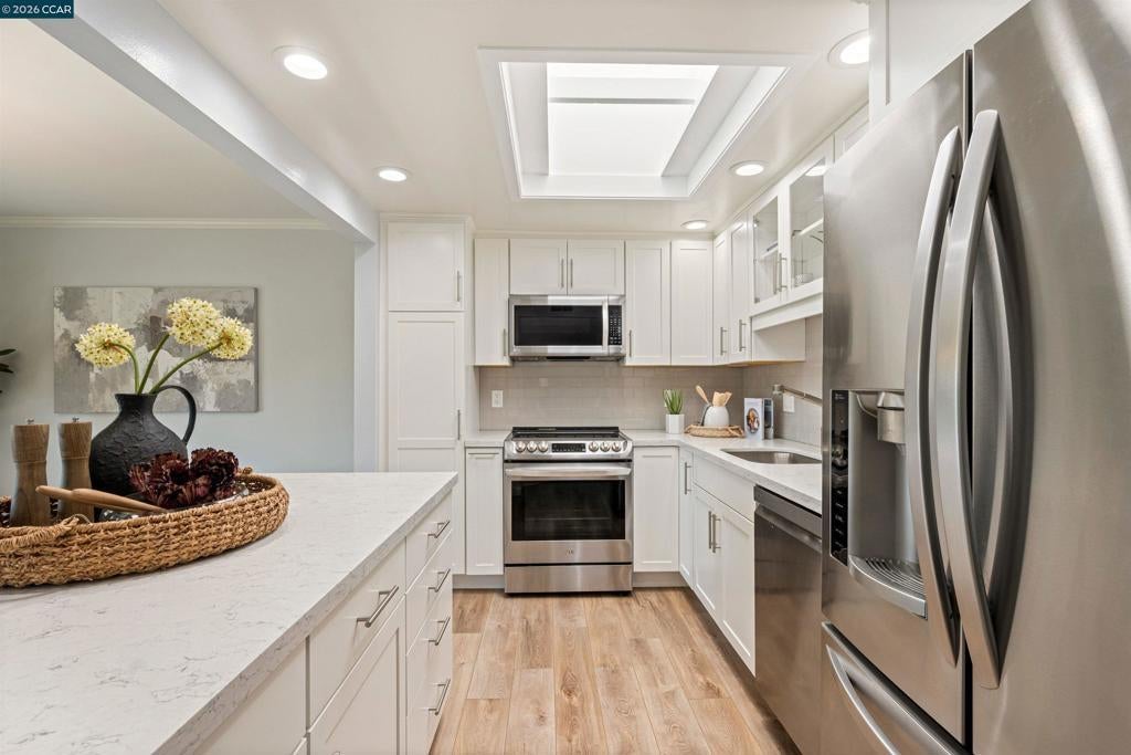 Photo of Listing #41121430