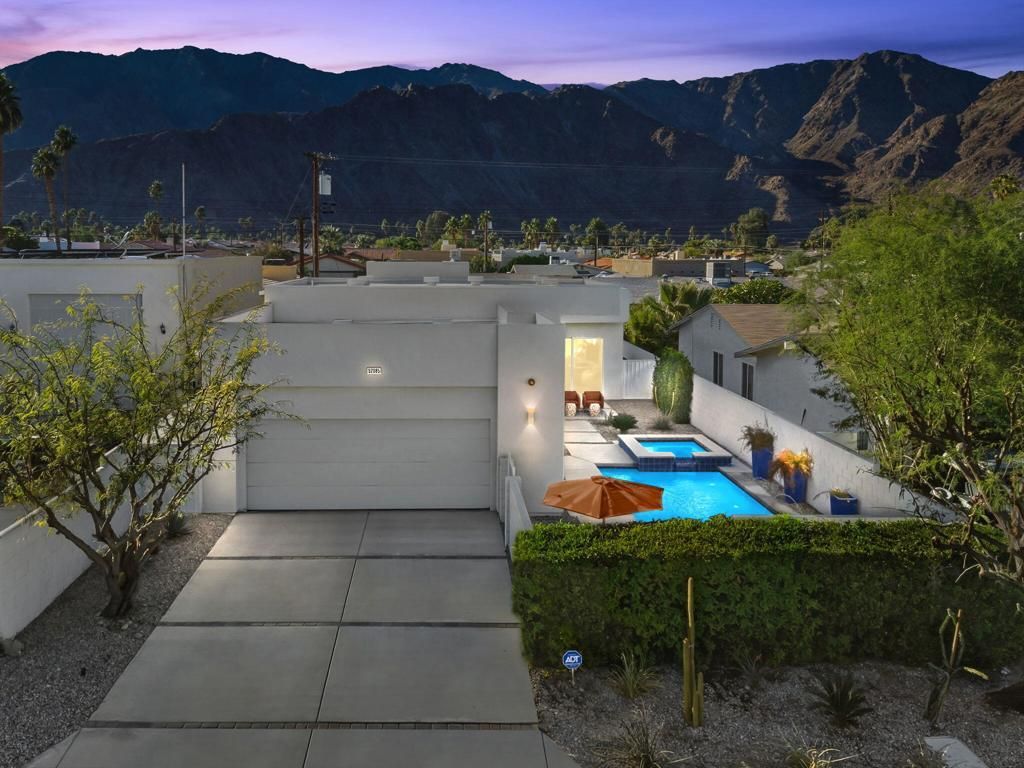 52085 Avenida Herrera, La Quinta