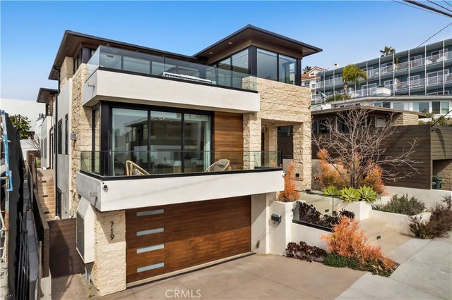 719 24th Place, Hermosa Beach.