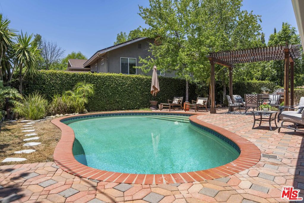 Photo of Listing #26640407