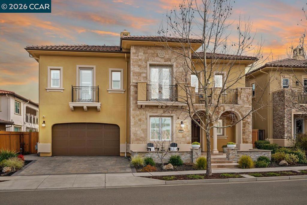 Photo of Listing #41121593