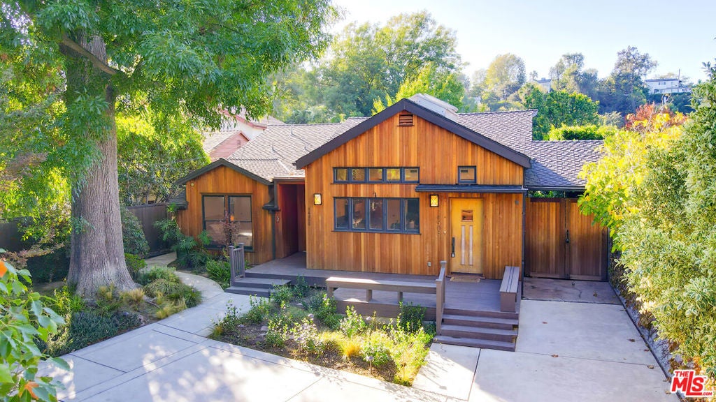 Photo of Listing #26641685