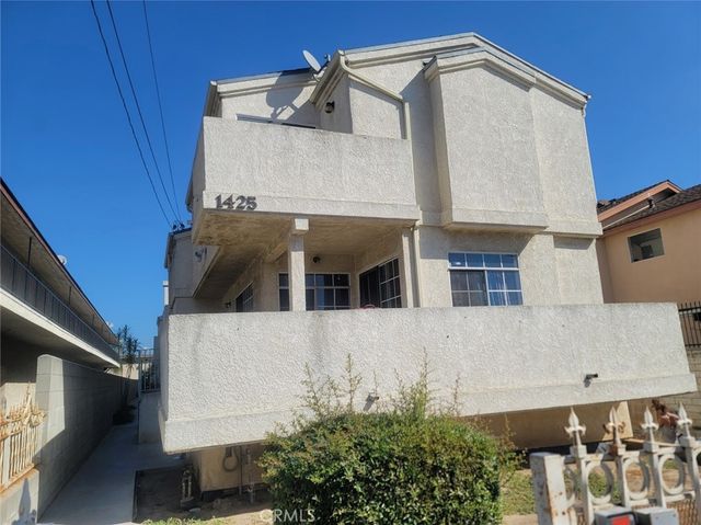 1425 W 146th Street 1, Gardena.
