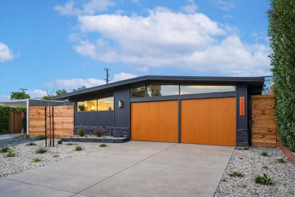 Photo of Listing #ML82032149