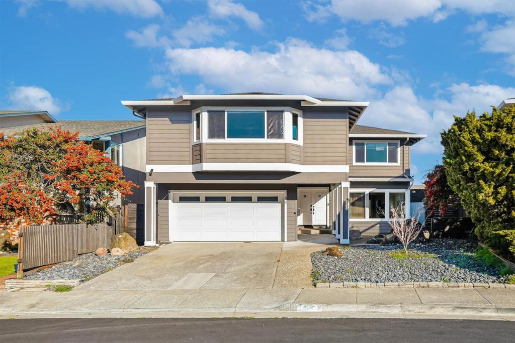 Photo of Listing #ML82031066