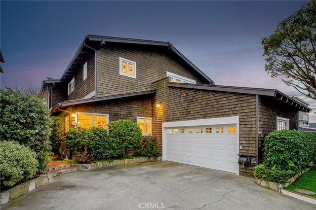 600 15th Street, Manhattan Beach.