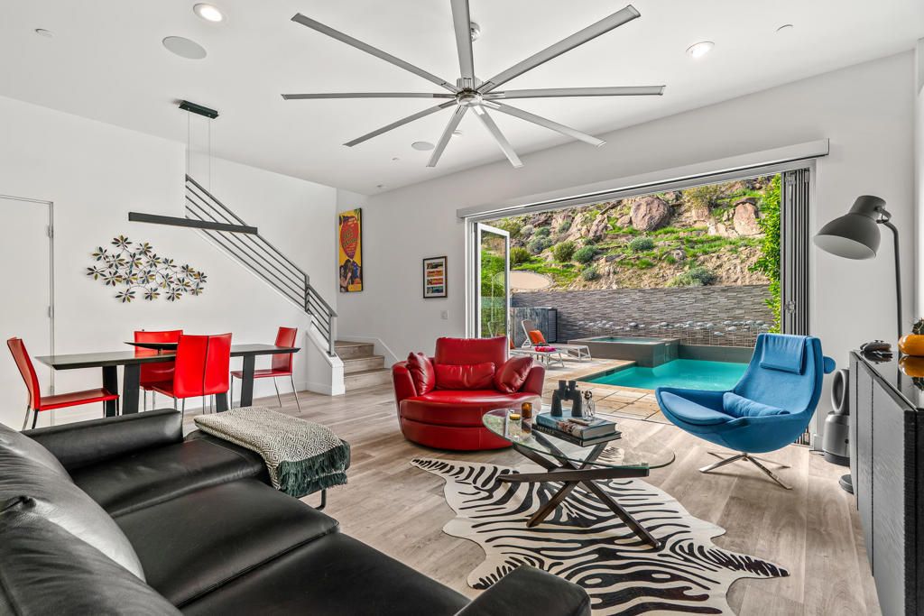 1231 Surrey Lane, Palm Springs