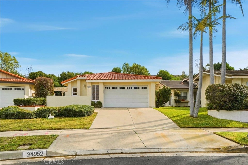 Photo of Listing #OC26017795