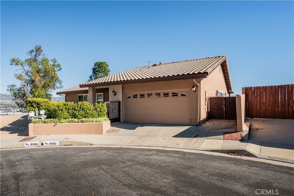 Photo of Listing #OC26017610