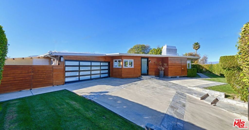 Photo of Listing #26643457