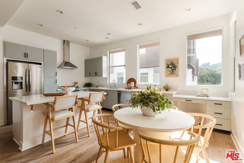 Photo of Listing #26642267