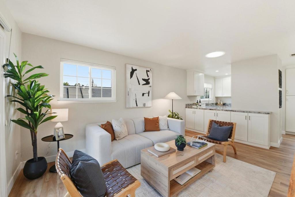 Photo of Listing #ML82032990