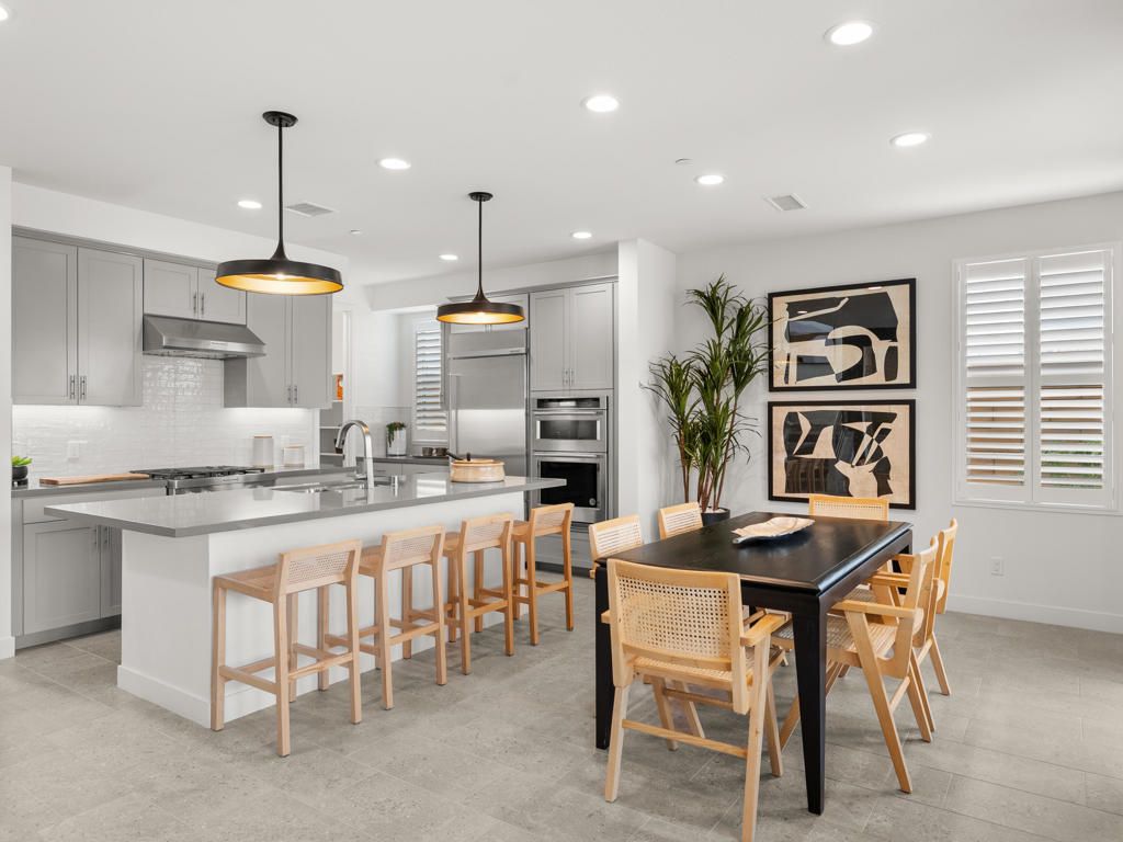 73368 Warhol Lane, Palm Desert